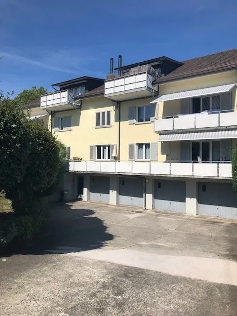 Lichtdurchflutete 5-Zimmerwohnung mitten in Wettingen