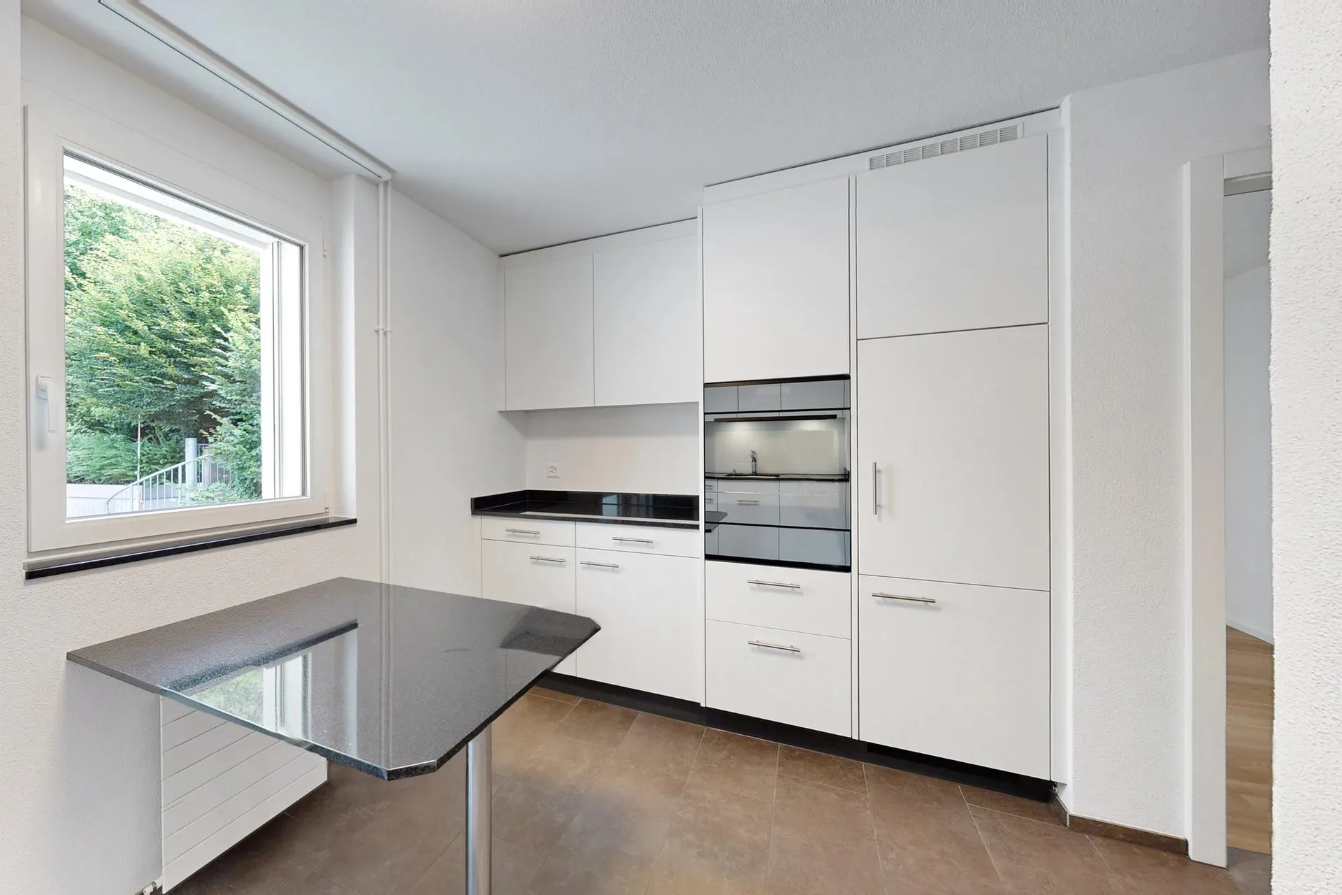 Totalsanierte Wohnung mit Abendsonne