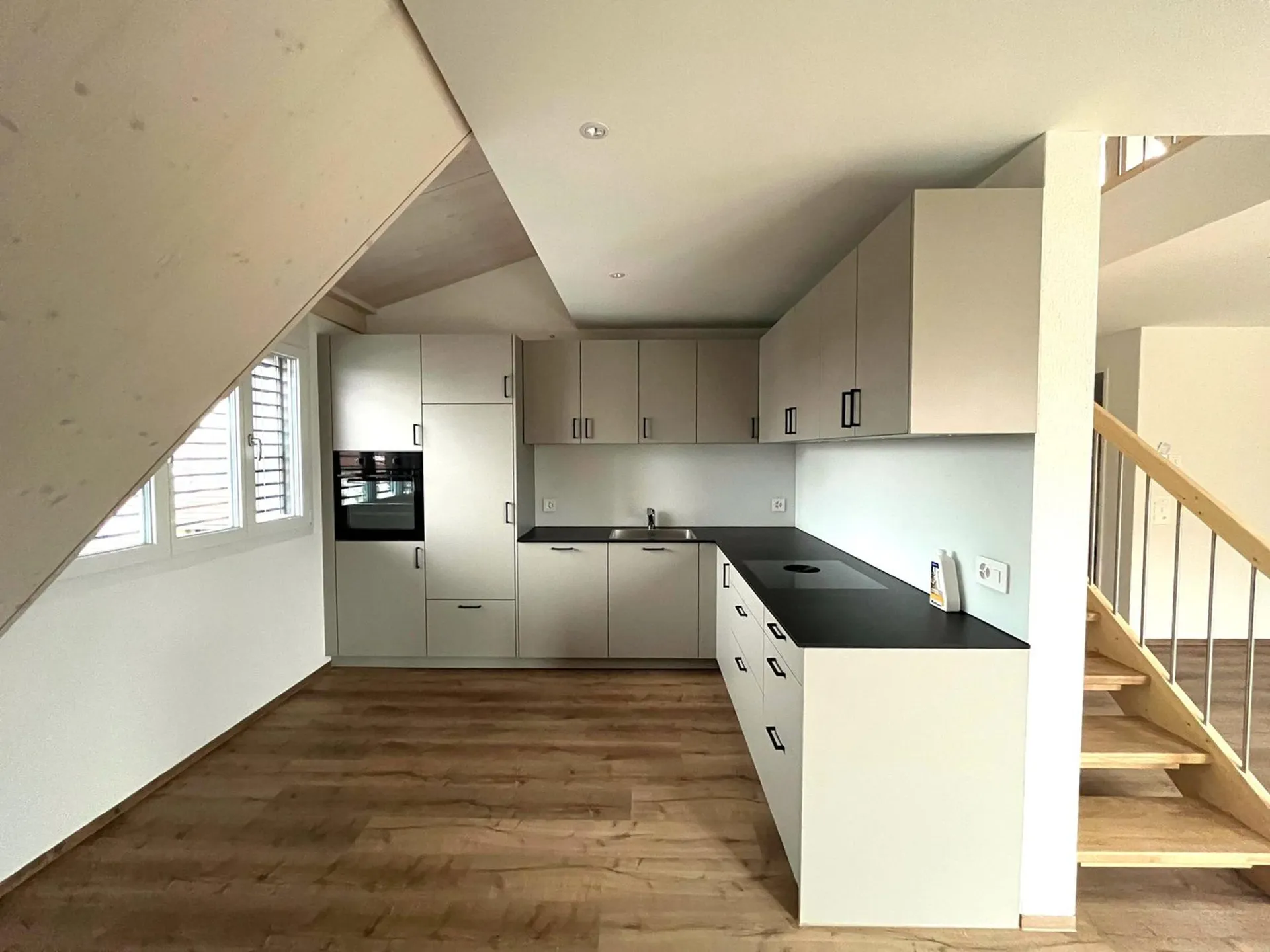 3.5-Zimmer-Maisonettewohnung im Neubau – ruhig & modern wohnen in Wolfwil