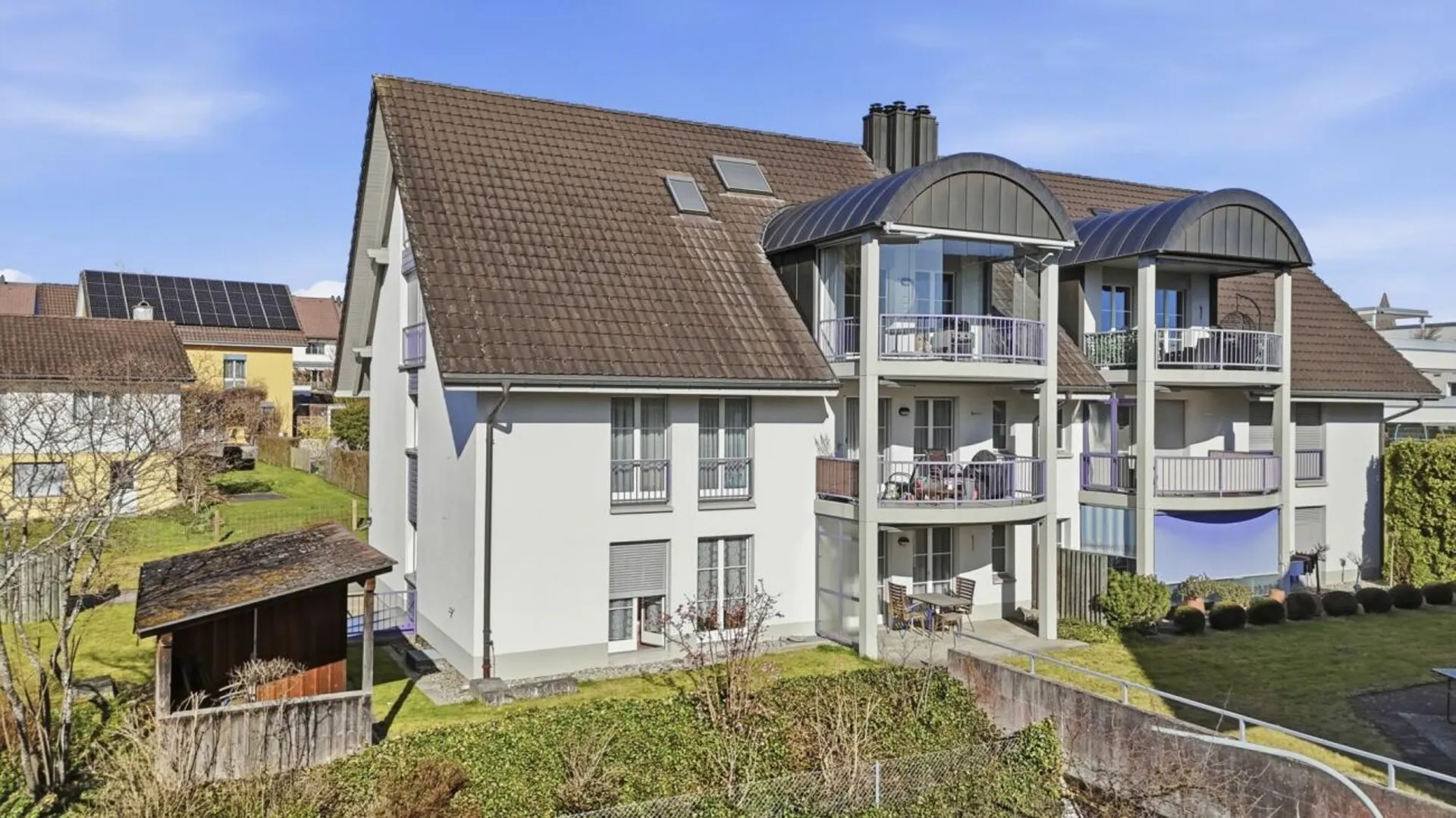 Ankommen und wohlfühlen - 5.5-Zimmer-Gartenwohnung mit sonnigem Sitzplatz und Charme