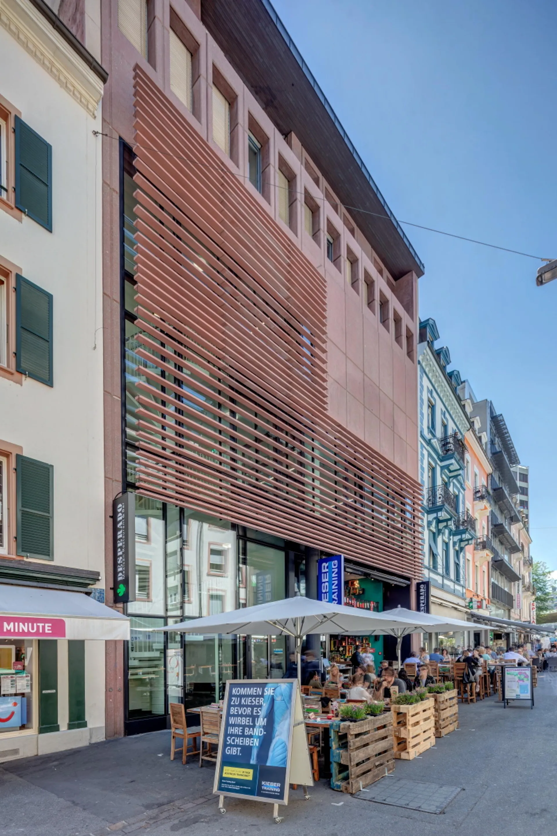 Living in the heart of Basel, your city apartment is waiting!