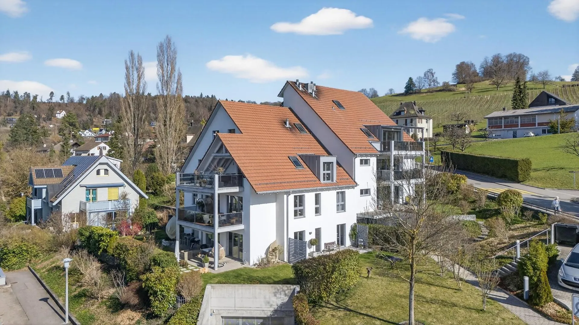 RESERVIERT Moderne 5.5-Zimmer-Maisonette-Wohnung mit unverbaubarer Sicht