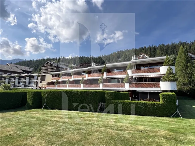 4.5-Zimmer-Wohnung – Exklusiver Lifestyle im Herzen der Alpen