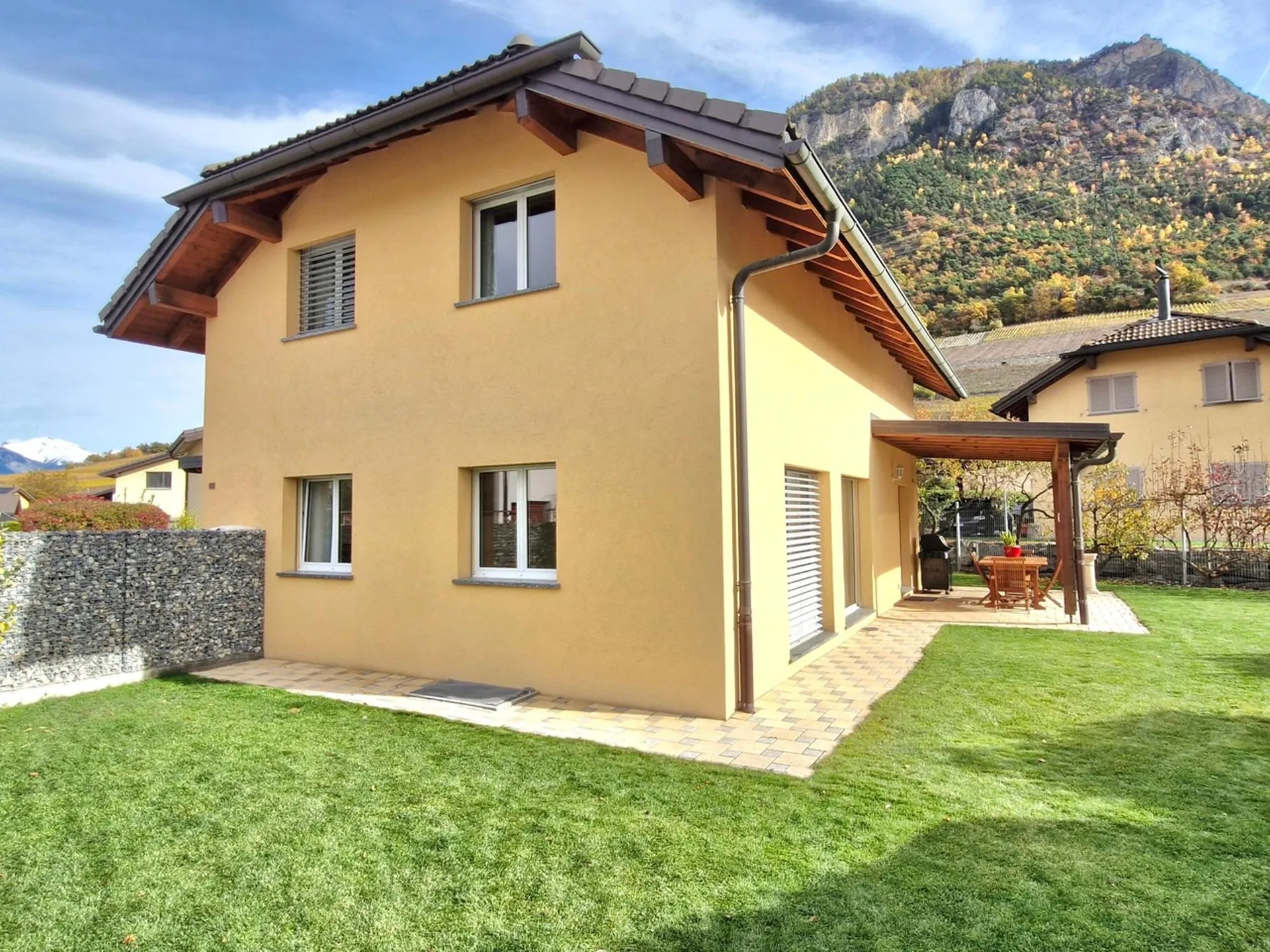 Schöne Villa in einer ruhigen Nachbarschaft