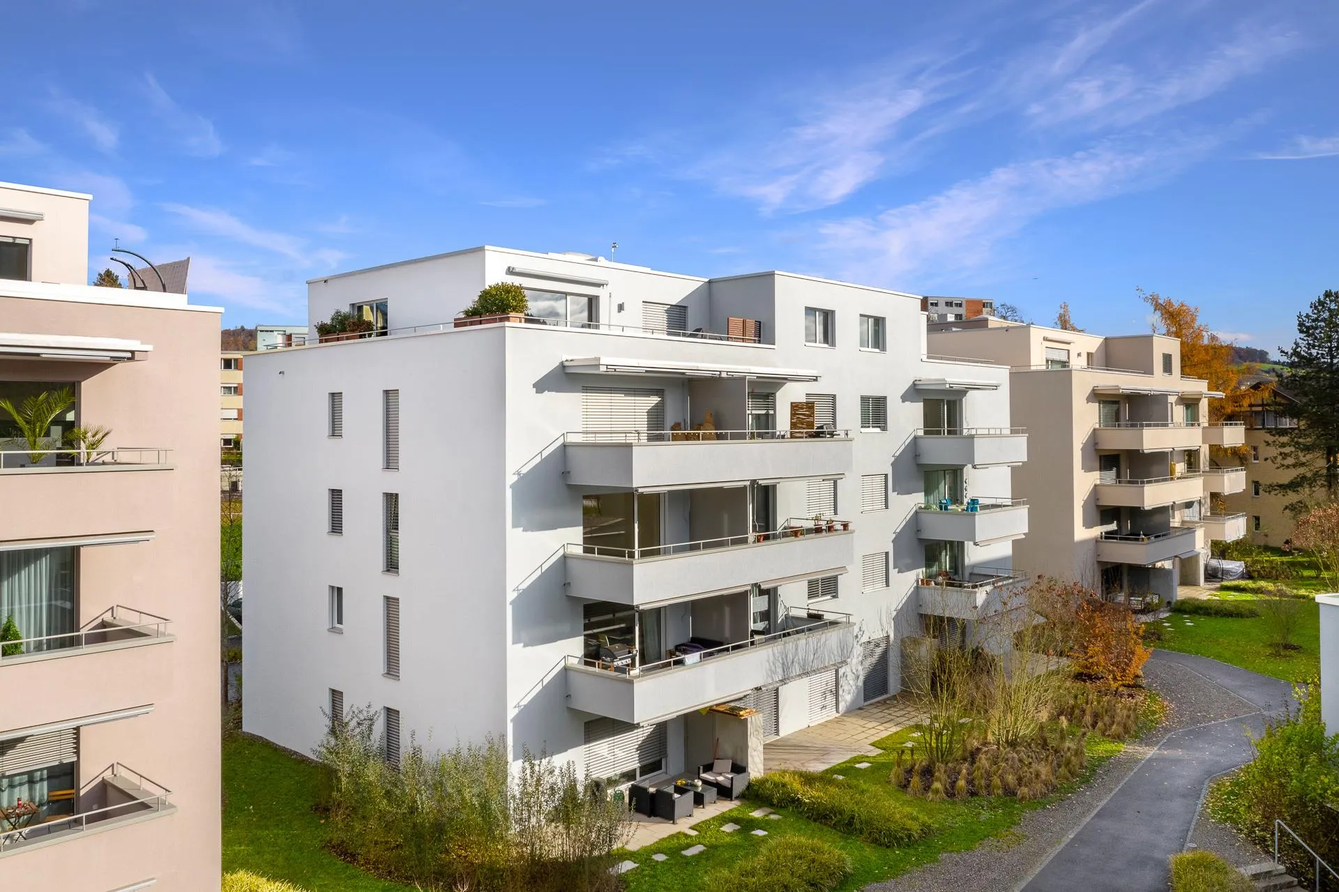 Moderne Attikawohnung am Wildbach