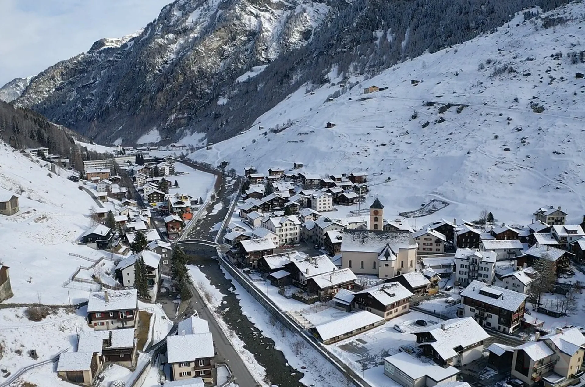 Geräumige 4.5 Zi-Ferienwohnung in Vals