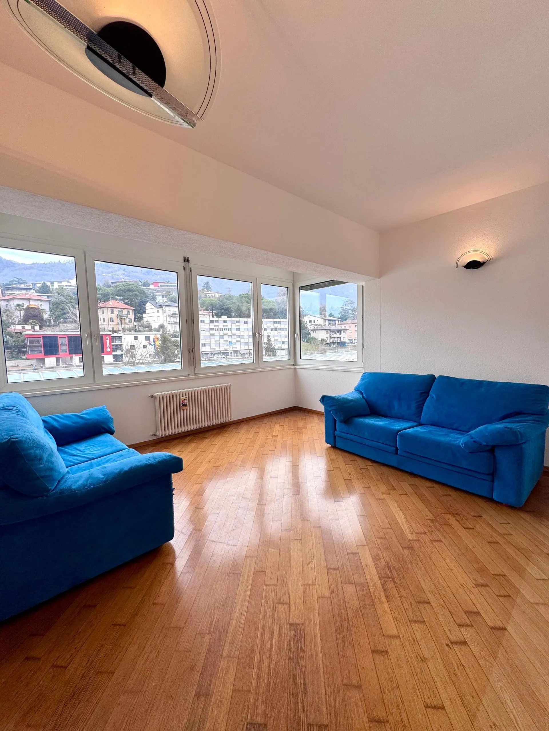 Interessantes helles 3,5-Zimmer-Wohnung mit renovierter Terrasse