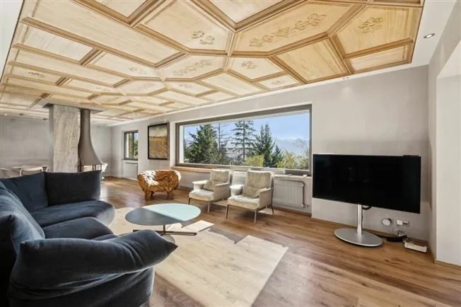 Außergewöhnliches Chalet in Crans-Montana