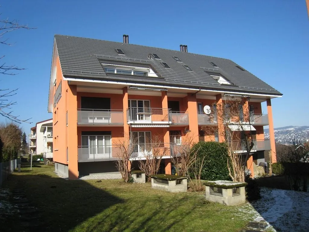 helle und geräumige 3.5 Zimmer Maisonettewohnung zu vermieten