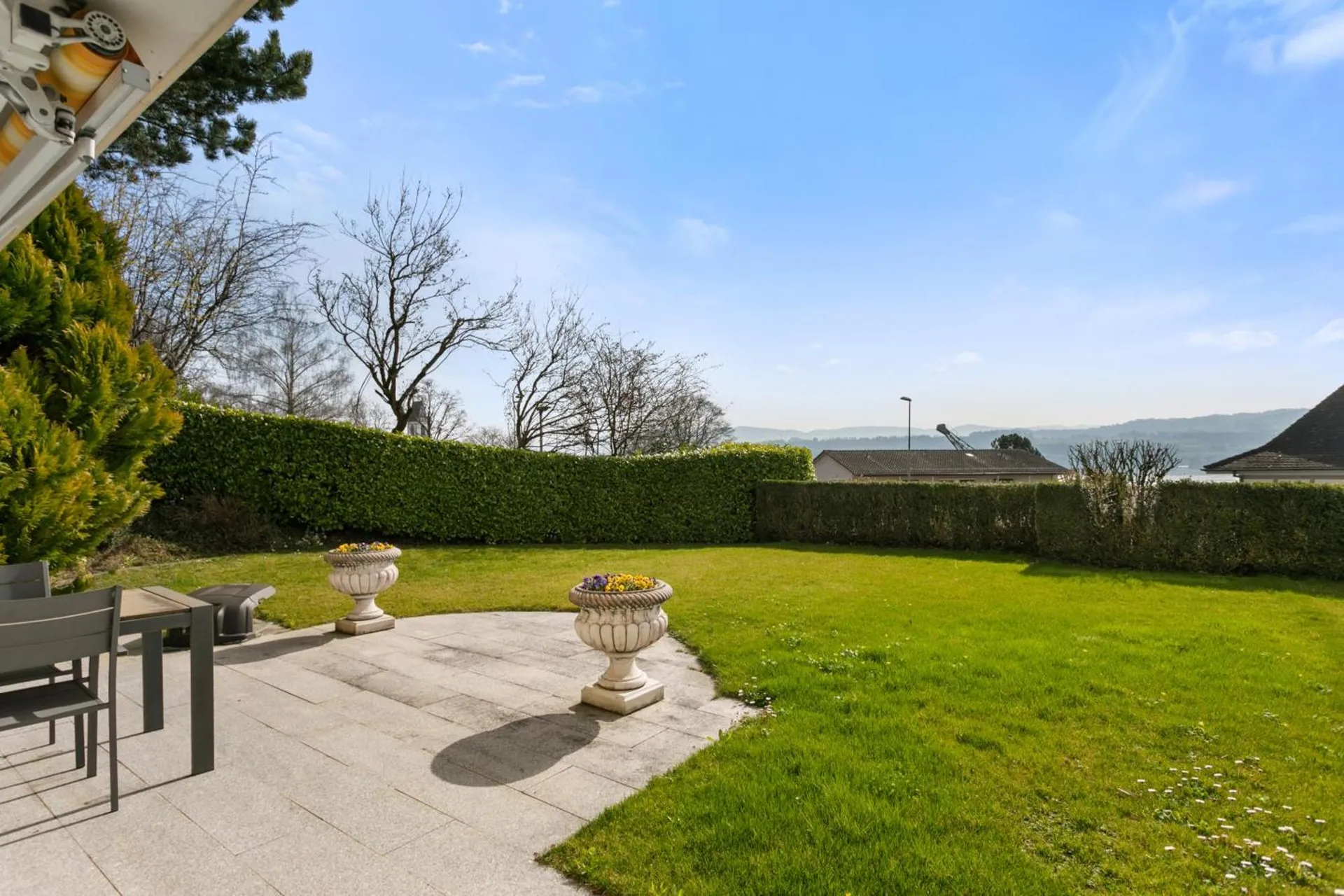 Gartenwohnung an zentraler Lage