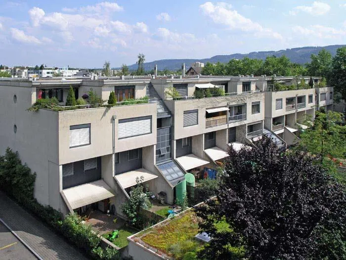 Gemütliche Wohnung in familienfreundlicher Überbauung