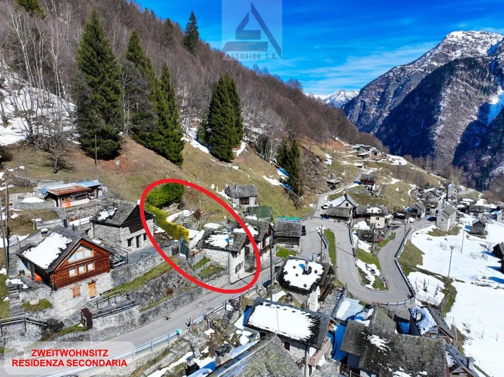 Ein Rückzugsort in den Bergen / Un rifugio tra le montagne