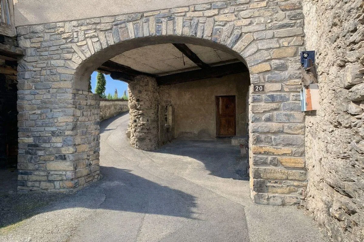Image 6