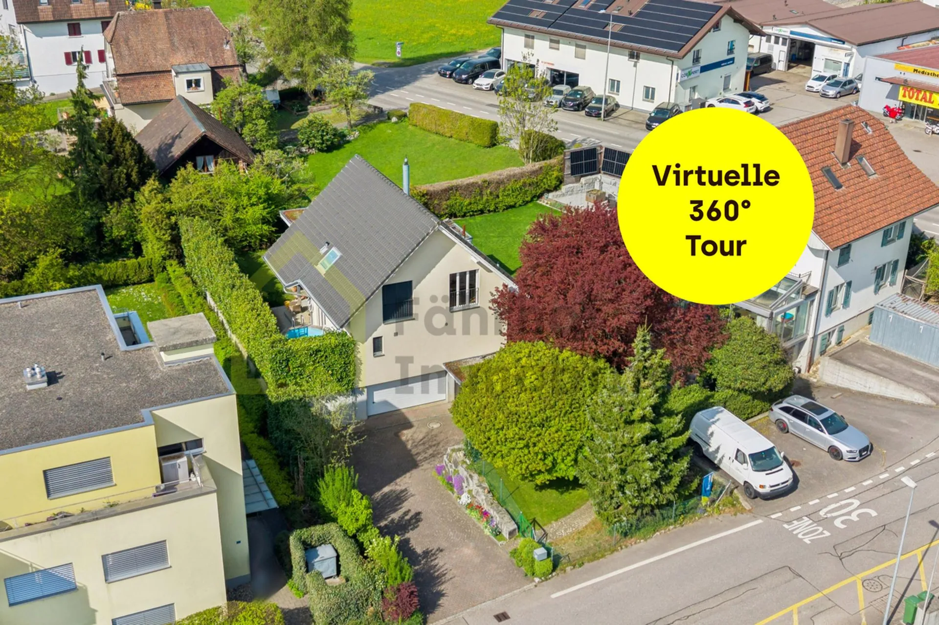 Freistehendes 6.5-Zi. EFH mit Charme und extra Platz