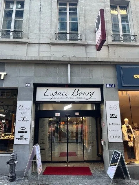 Dépôt à louer en centre-ville