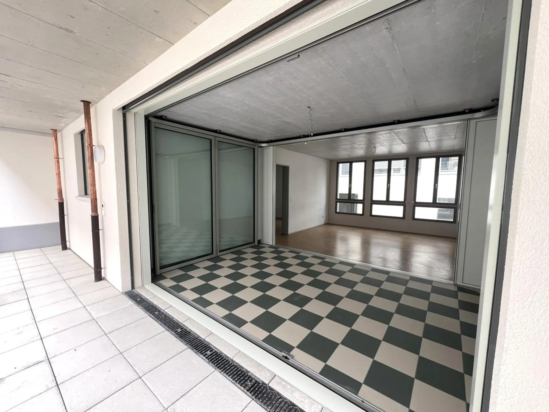 Tolle 3.5-Zi. Neubau-Wohnung mit gemütlichem Sitzplatz in der Altstadt