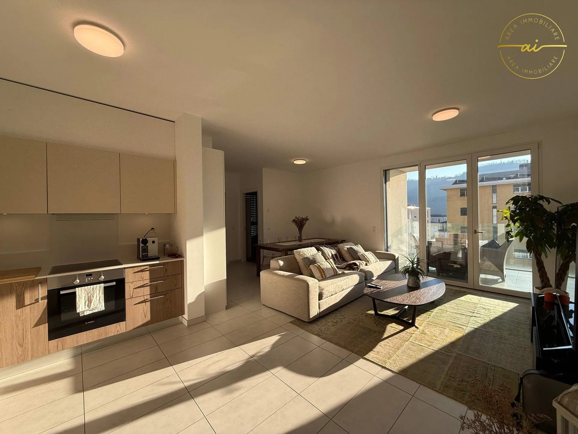 HELLES 3.5-ZIMMER-WOHNUNG MIT TERRASSE IN BALERNA