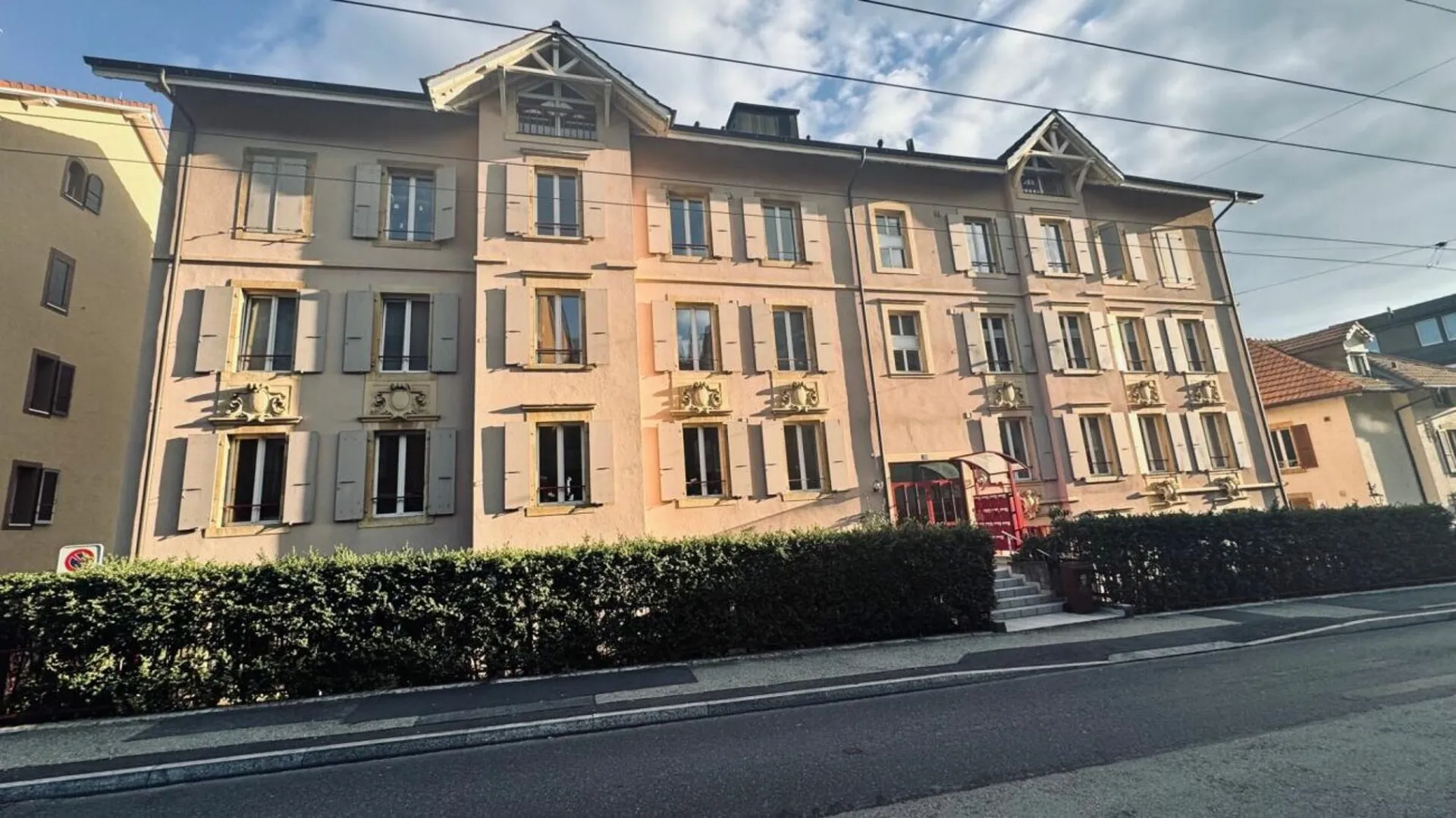Spacieux appartement de 4,5 pièces au centre-ville de Neuchâtel