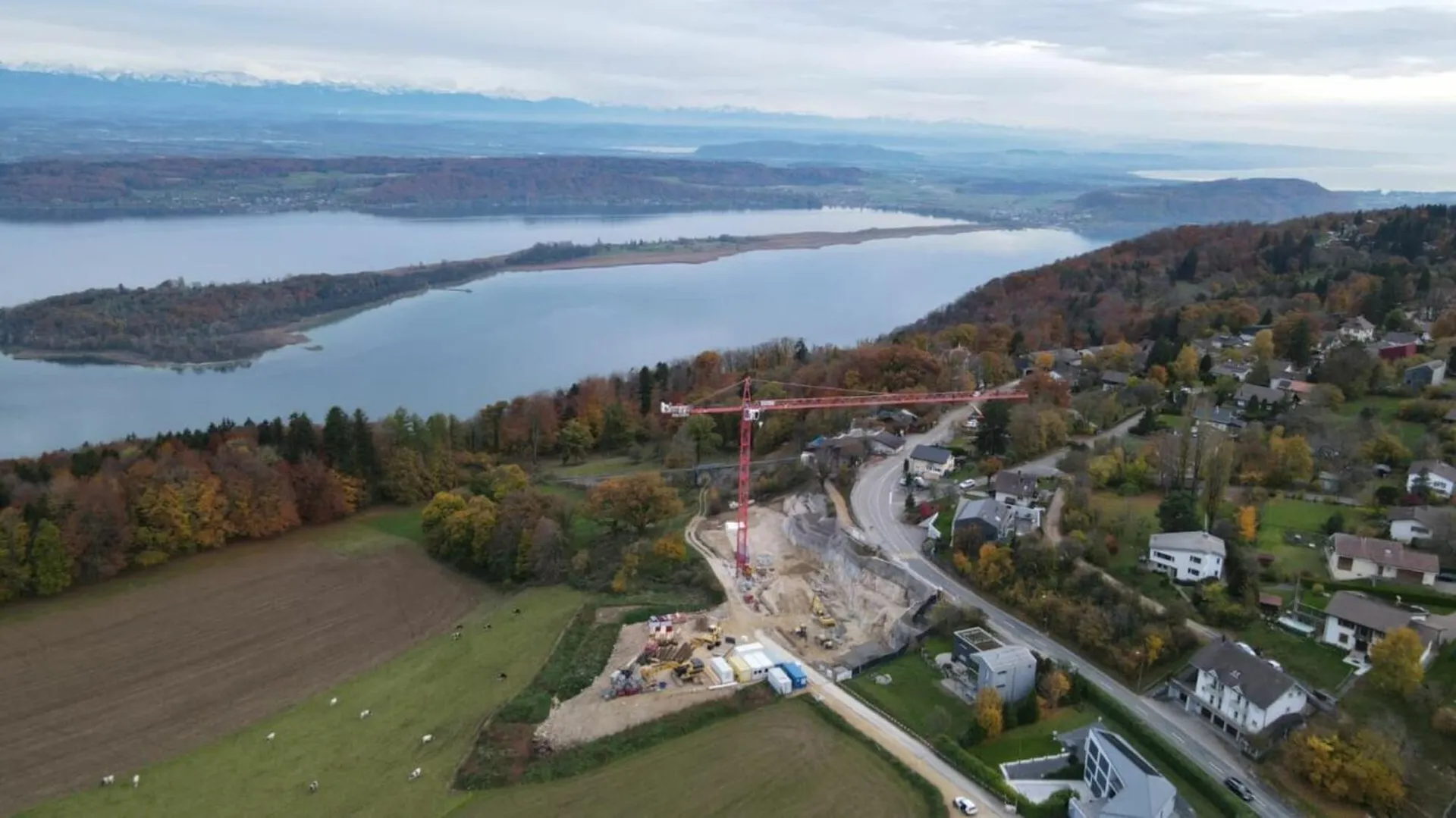 Die Terrassen von Prêles - Eine Adresse zwischen Himmel und See
