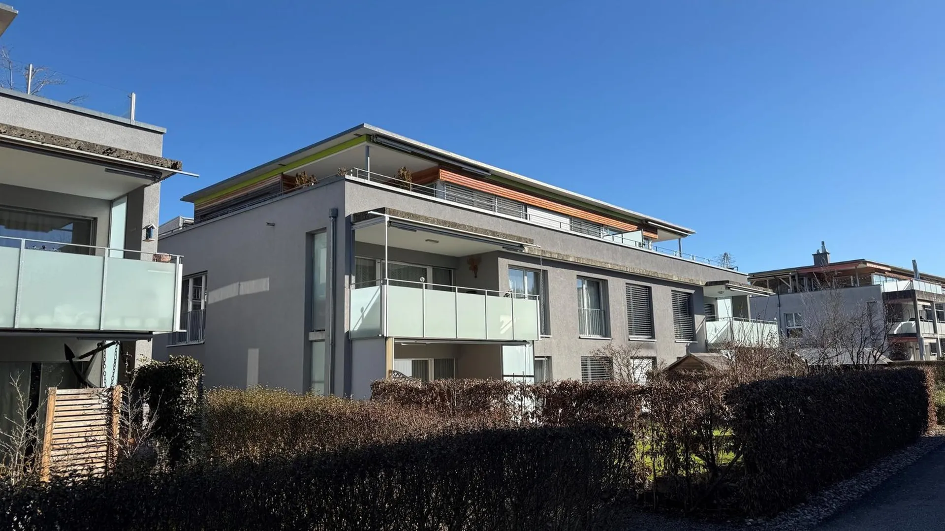 Appartement 4 1/2 pièces - moderne, entretenu et situé au calme