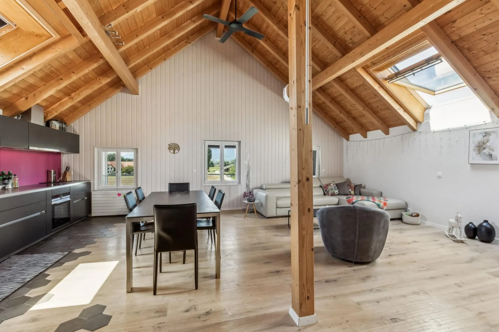 Magnifique appartement rénové avec jardin privatif