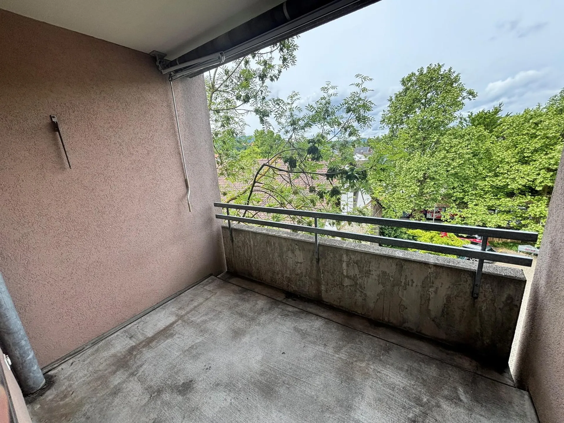 Image 12