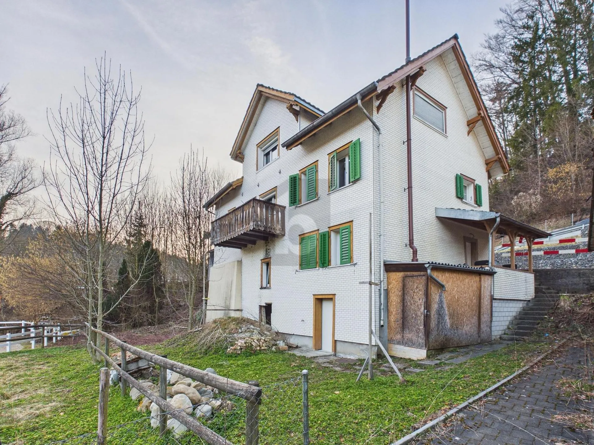 FULLY RENTED WITH STRONG 5.6% RETURN!