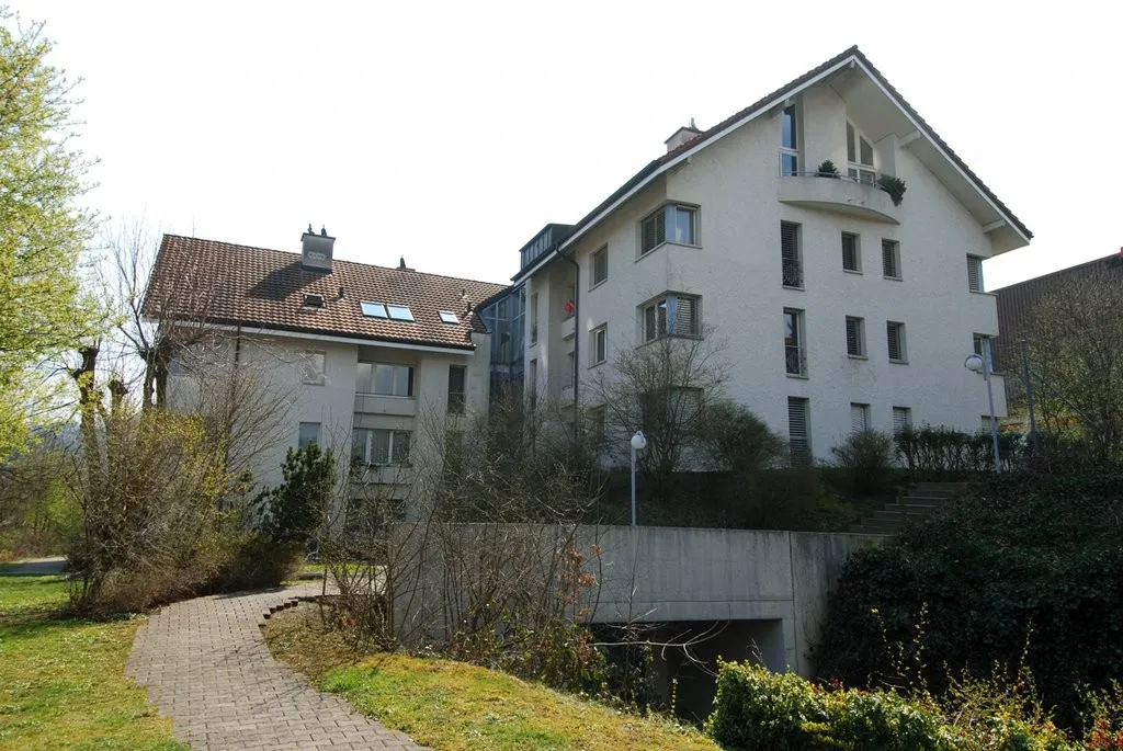 Wohnung mit Cheminée an ruhiger Lage
