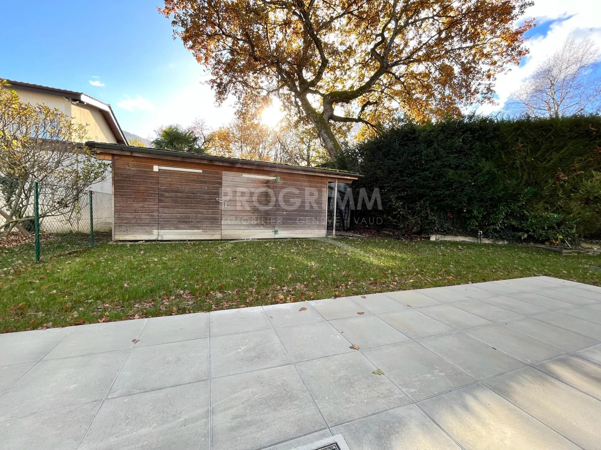 Exklusivität - Villa - 3 Schlafzimmer - 2 Badezimmer - Parkplätze
