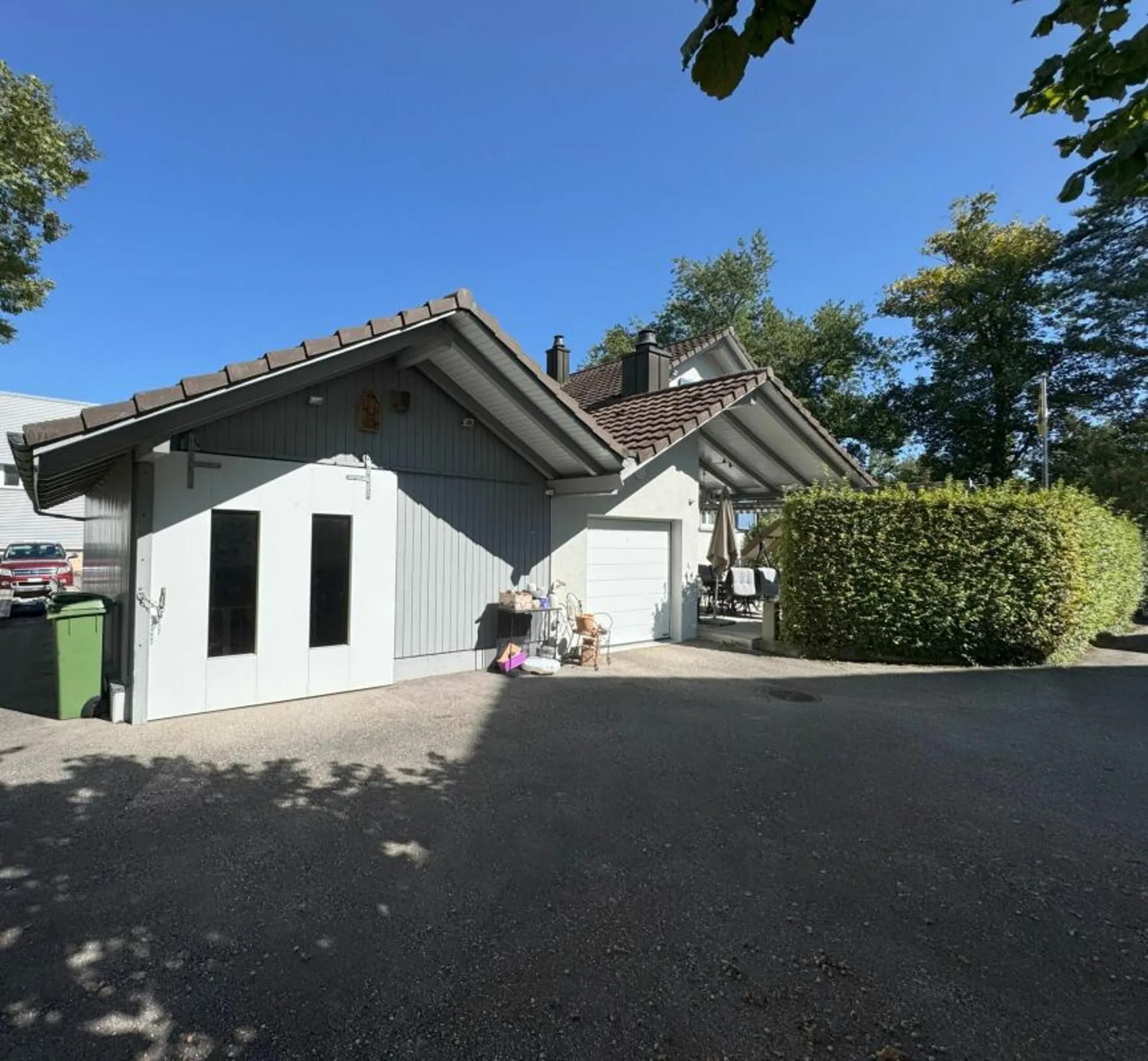 5 1/2 Zimmerhaus an sehr zentraler Lage zu verkaufen