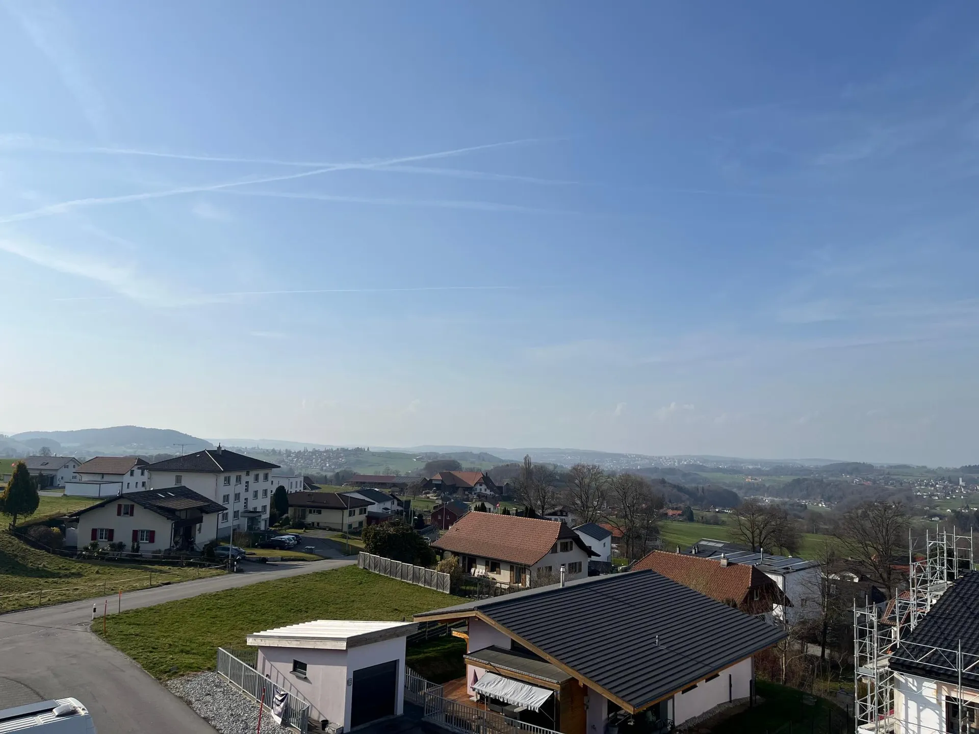 MIT EINER PRÄCHTIGEN FREIEN AUSSICHT