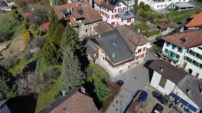 Haus zur Renovierung in ruhiger Umgebung