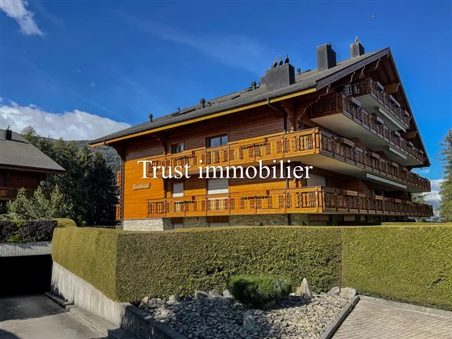 Schöne Wohnung in der Nähe des Zentrums des Resorts