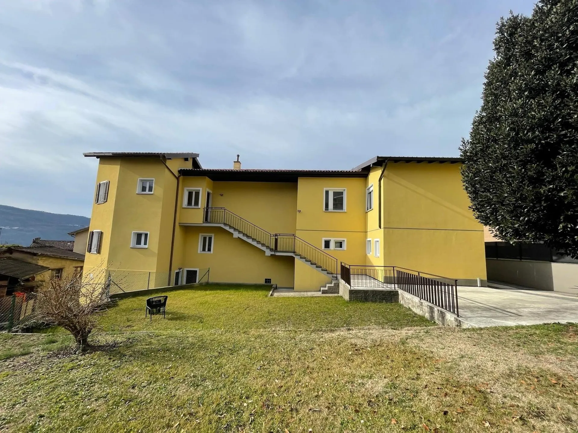 Moderno appartamento 2.5 locali a Morbio Inferiore