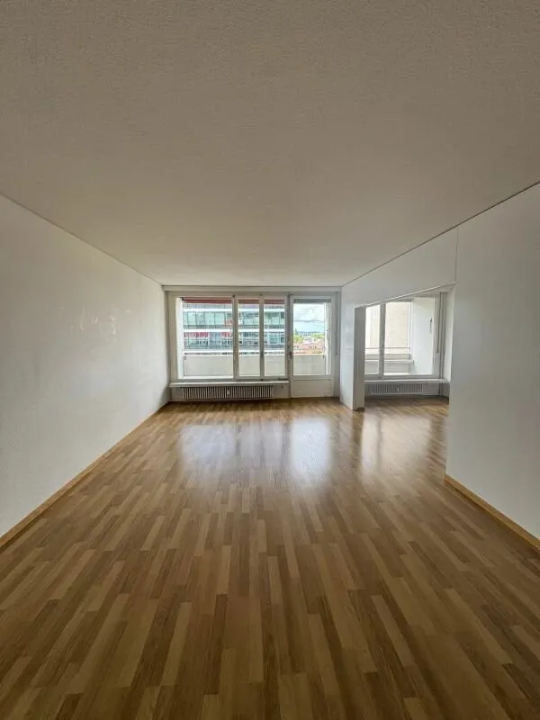 Zu vermieten: geräumige 3,5-Zimmer-Wohnung ab sofort!