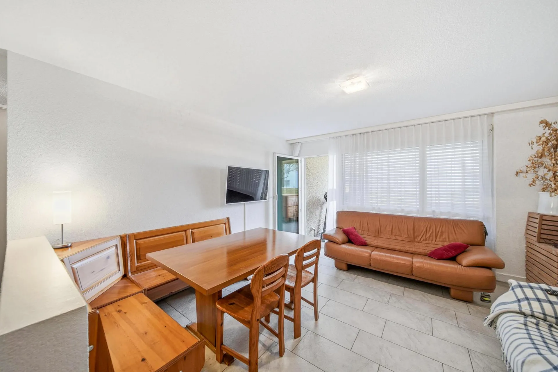 BETWEEN NATURE AND CITY - 2.5 ROOM APARTMENT IN WIDEN