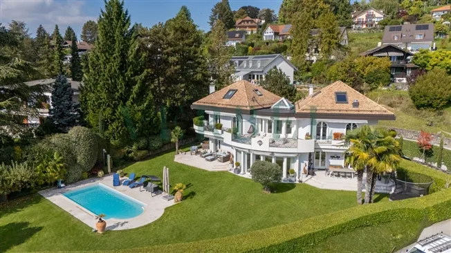Außergewöhnliche Immobilie eingebettet im Herzen der Waadt-Riviera