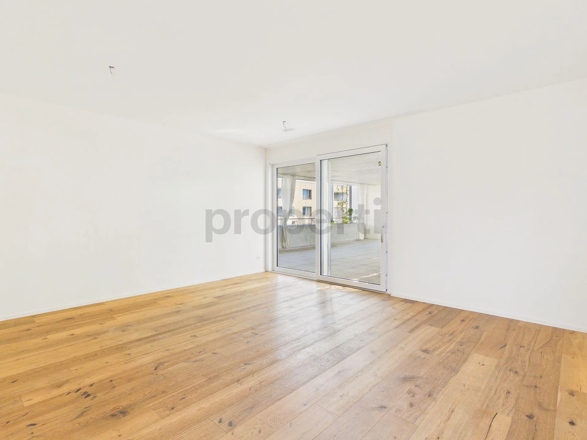 Modern 5.5-room apartment with balcony, Emmen