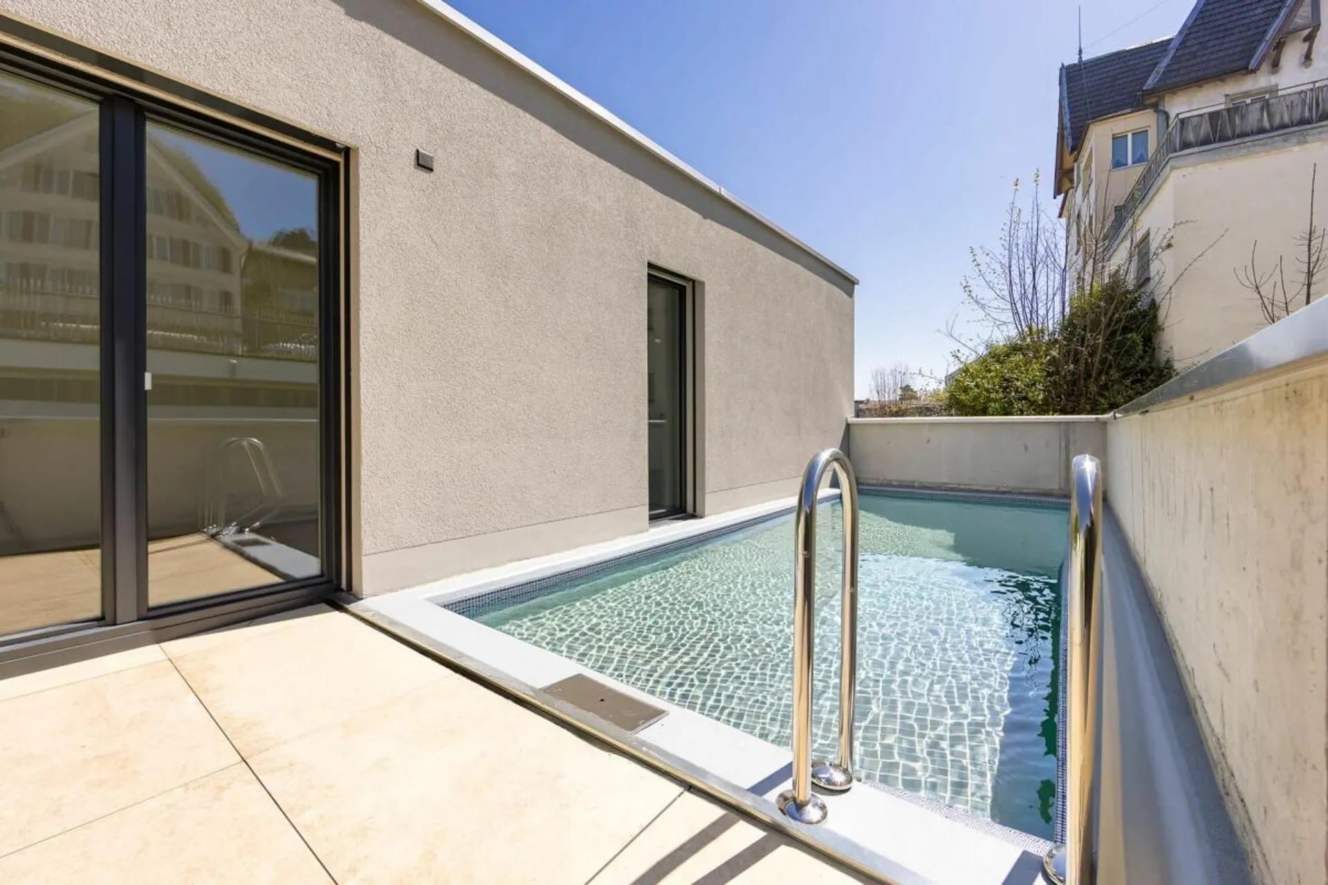 PANORAMA-ATTIKA MIT BODENSEESICHT & PRIVATEM POOL, WOHNEN AUF HÖCHSTEM NIVEAU