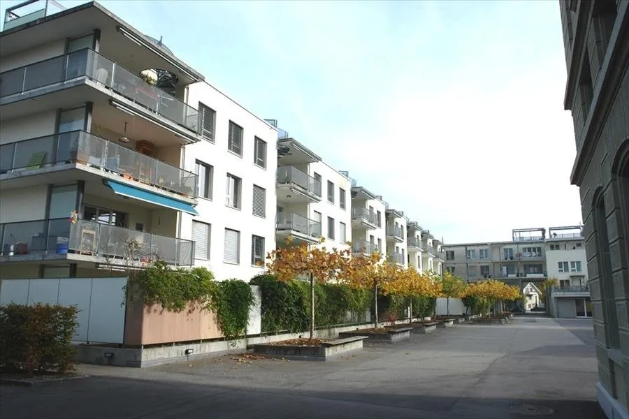 Einstellhallenplatz im Steinhofquartier