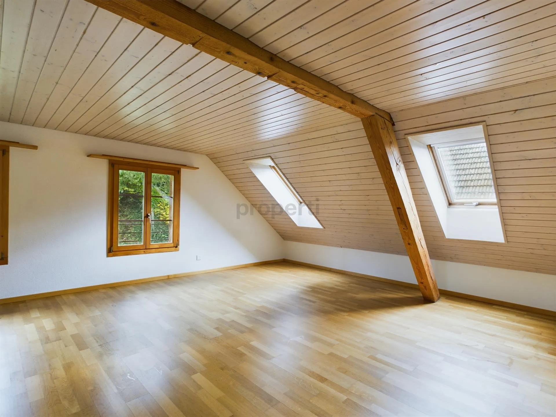 Helle 3.5-Zimmer-Wohnung, Zollbrück