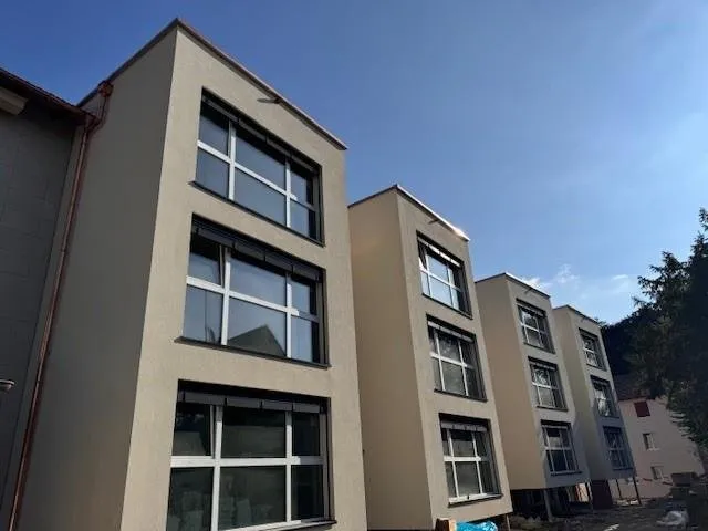 Stilvolle 4.5-Zimmerwohnung mit lichtdurchfluteten Räumen