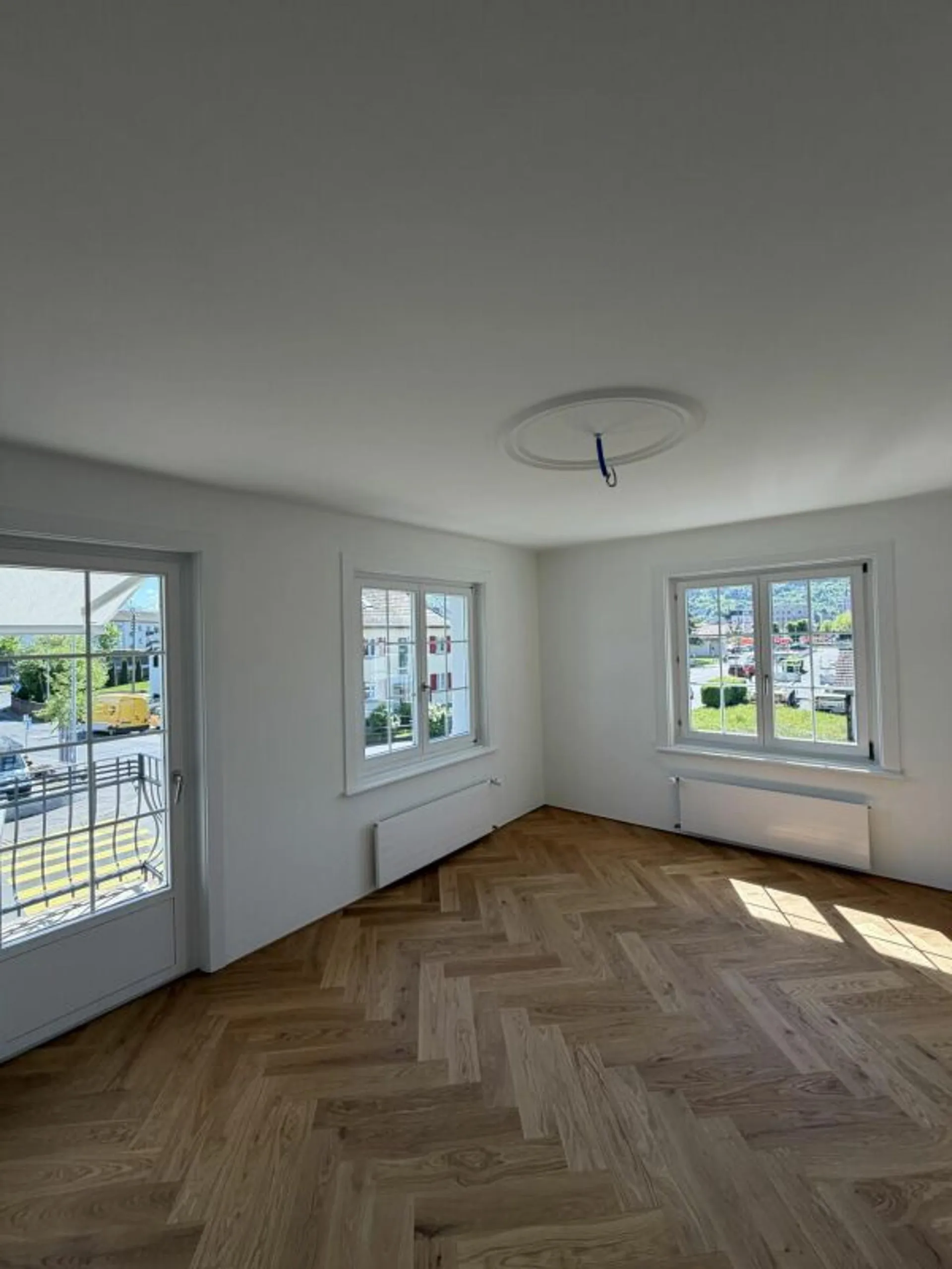 Stylishly renovated 4-room apartment in the center of Buchs SG