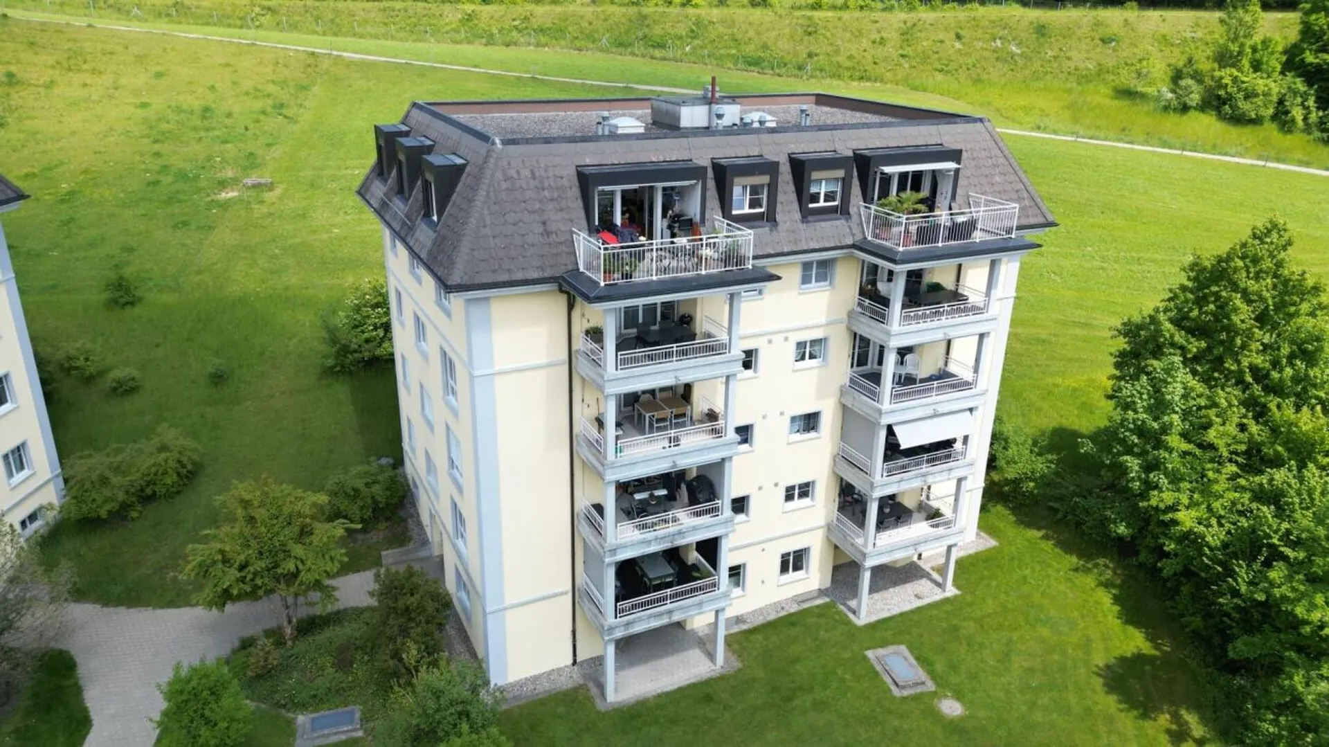 Attractive apartment seeks tenant