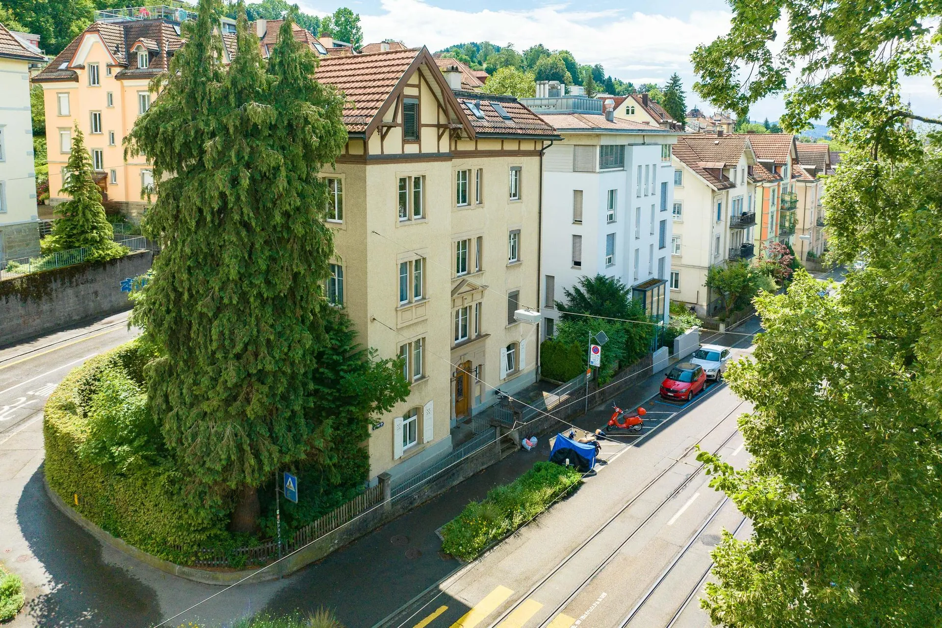 Bright old building apartment with flair