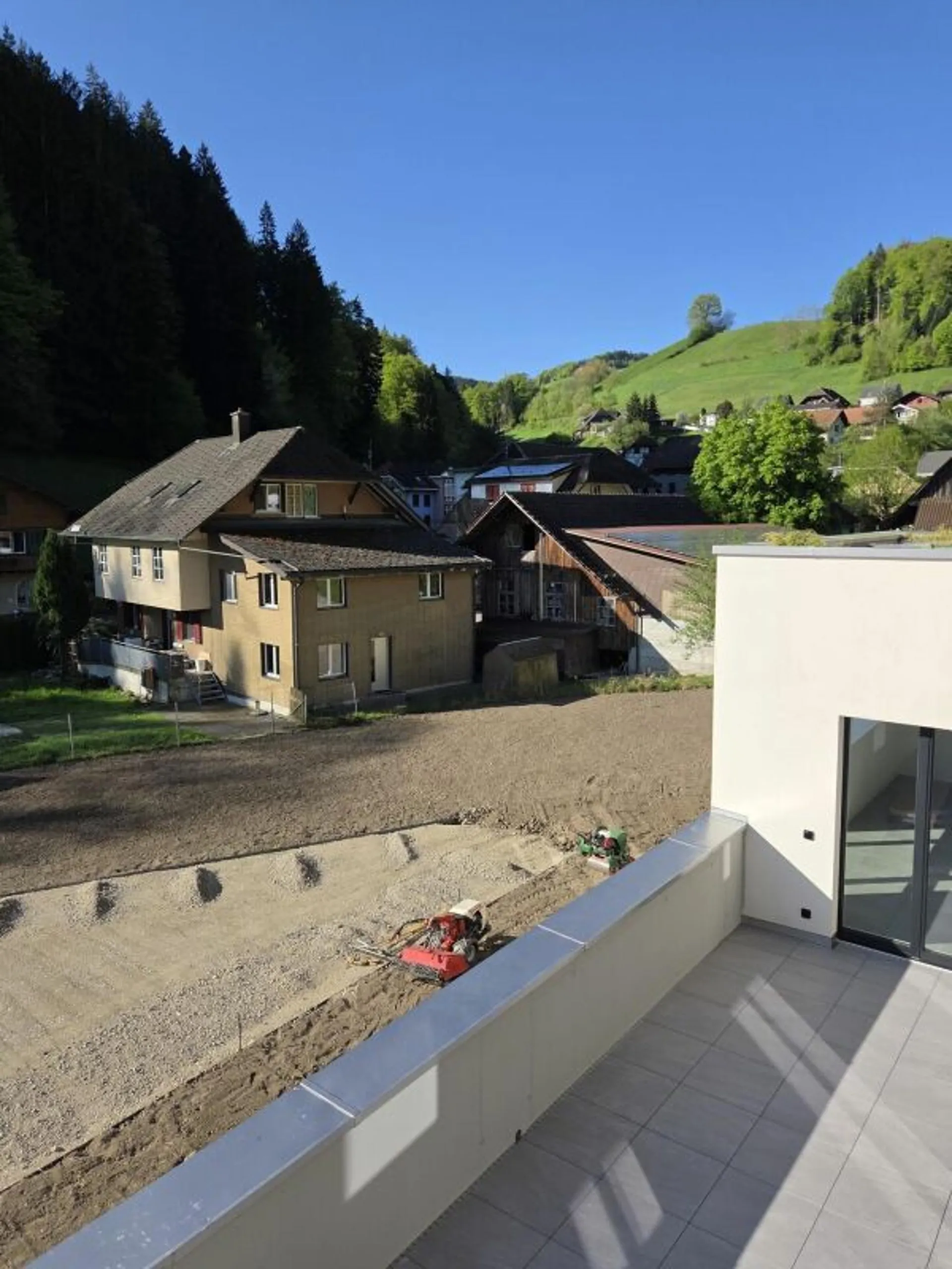 Image 10