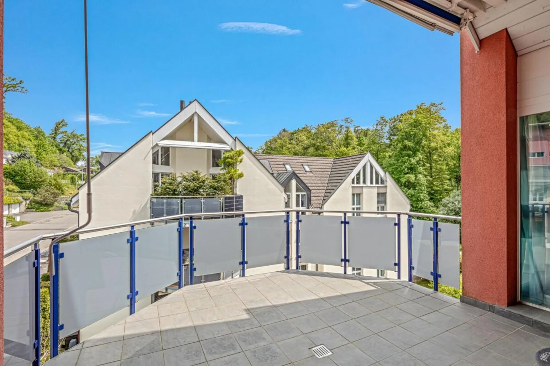 4.5-room attic maisonette in a quiet location