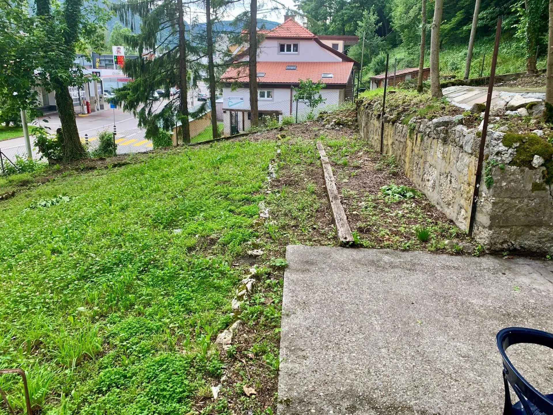 Image 12