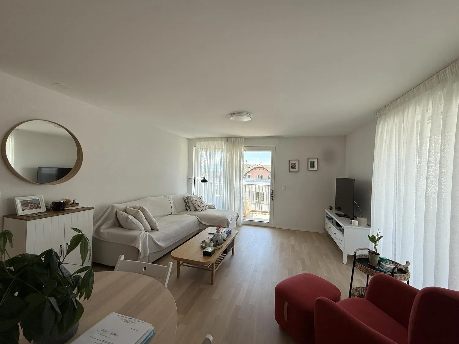 Magnifique appartement en attique, lumineux, avec immence balcon - Crissier