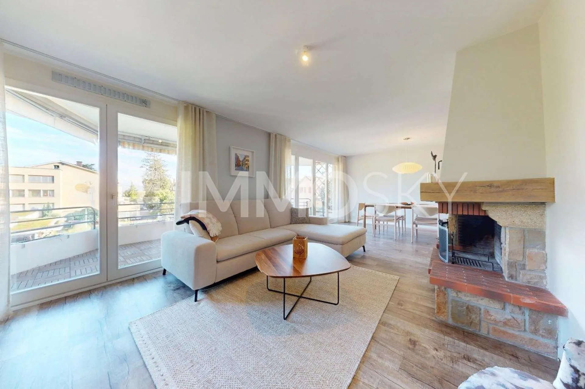 Appartement renoviert mit geräumigem Balkon